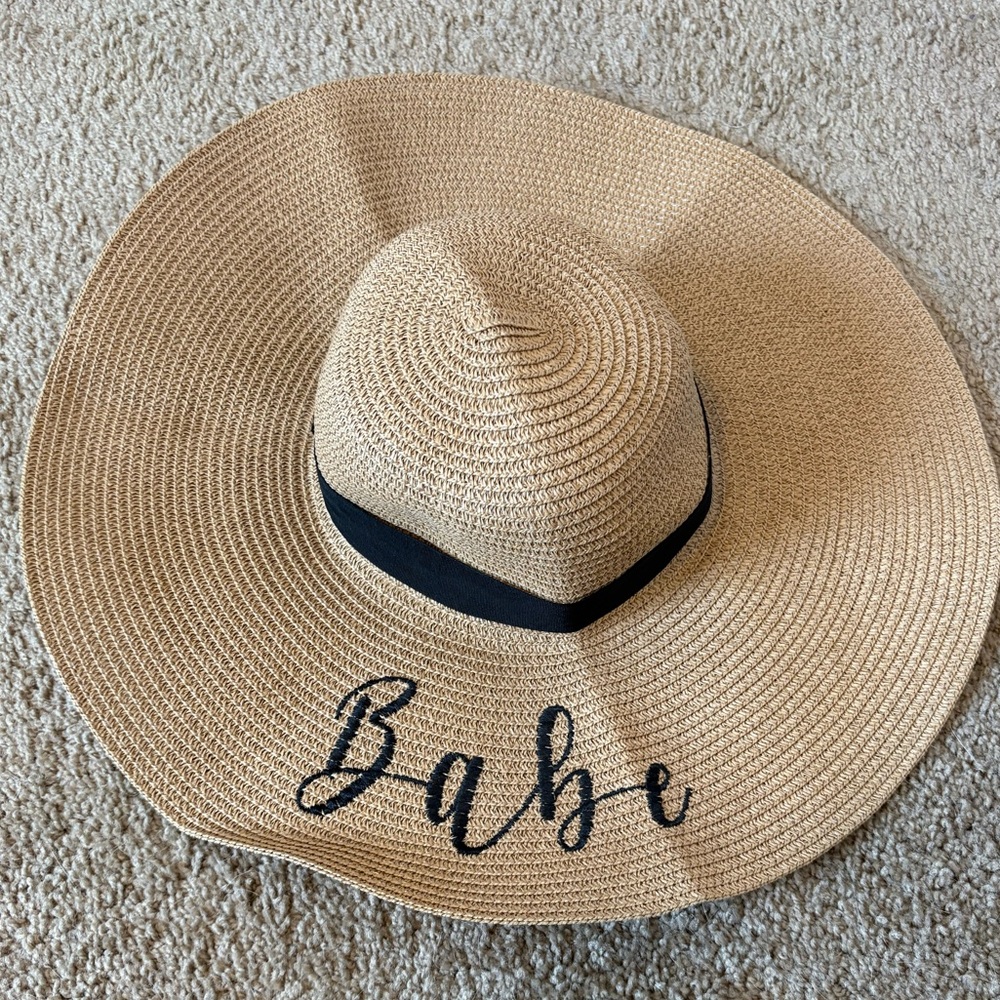Womens Tan Sun Hat with Black Band